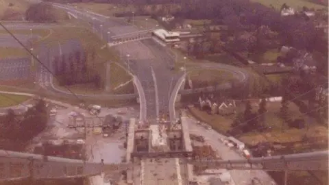 Gary Pidd Bridge under construction
