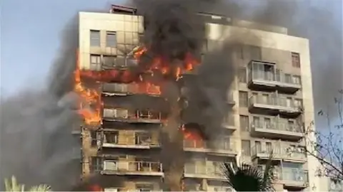 Valencia building on fire