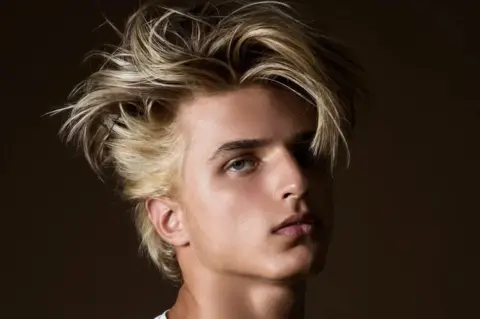 Nikita Kuzmin Nikita Kuzmin