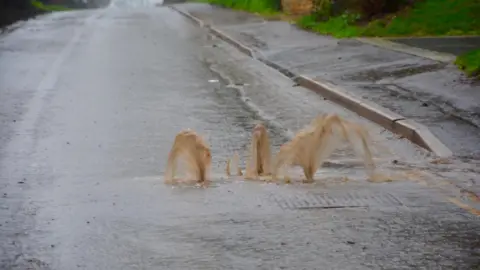 Weather Watchers: Al Bondo Flooding in Stoke Bruerne