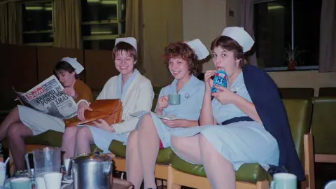 Chris Porsz Nurses having their lunch
