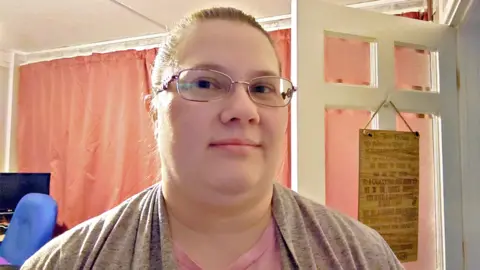 Claire Griffiths Claire Griffiths