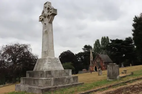 Princess Alice memorial at Woolwich Cemetery