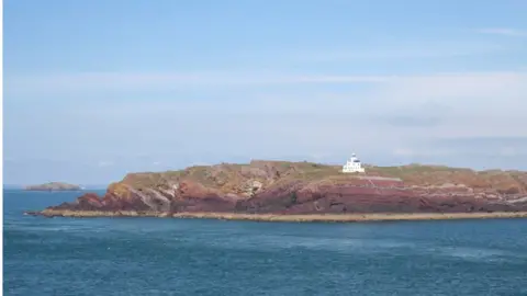 Bob Embleton / Geograph Skokholm Island