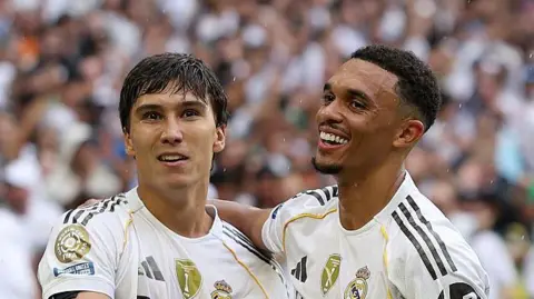 Trent Alexander-Arnold and Gonzalo Garcia