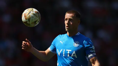 Defender Fraser Horsfall