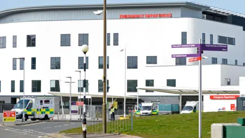 Getty Images A general view of the Royal Infirmary of Edinburgh hospital, with ambulances visible that are parked in front.