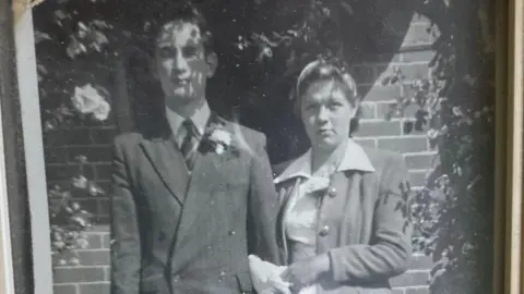 Family photo June and Bill Franks celebrate their 70th wedding anniversary