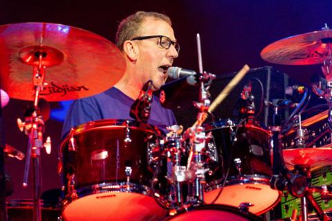 Dave Rowntree playing the drums