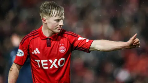 Aberdeen midfielder Lyall Cameron