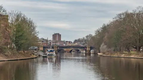 Ian Capper/Geograph River Ouse in York City Centre