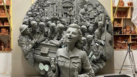 Dame Vera Lynn memorial statue