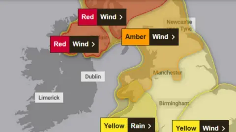 A Met Office weather map showing warnings for wind and rain across England