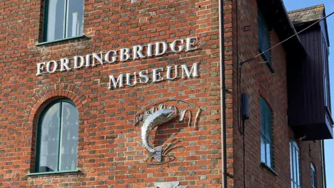 Fordingbridge Museum Fordingbridge Museum a brick building