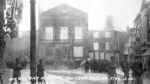 Luton Culture/Luton News Town hall after the fire