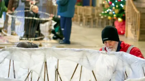 Ruben Cruz angel of hope sculpture 