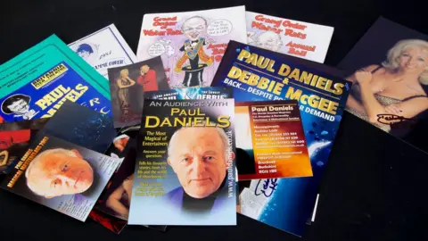 Special Auction Services Paul Daniels magazines'