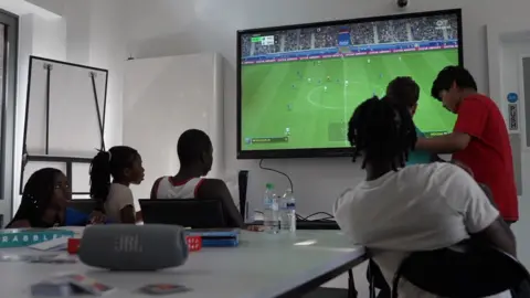 Young people at Mentivity House