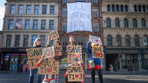 Glasgow's Arts Community Faces Rent Hike: A Fighting Spirit Emerges