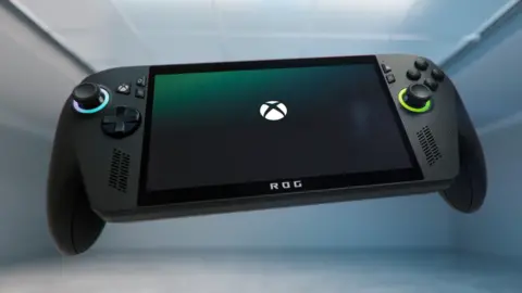The Xbox Rog Ally has a large screen with half a controller either side of it - visually very similar to the Nintendo Switch 2 or the Steam Deck.` 