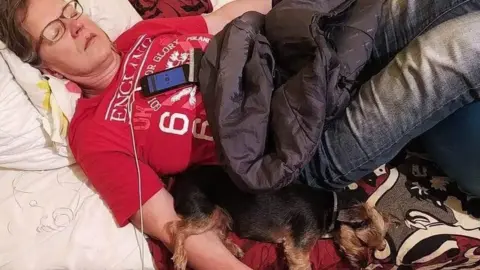 Iva Safrova Iva Safrova asleep