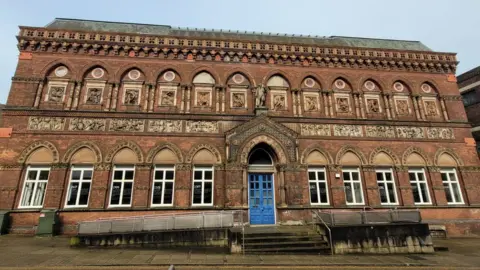Stoke-on-Trent City Council The building
