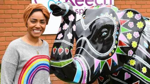 Nadiya Hussain and her elephant