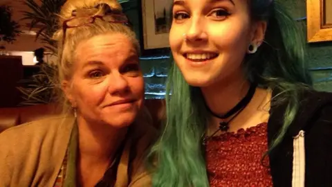 Lisa Bates Lisa Bates and her daughter Tillie-Anne King