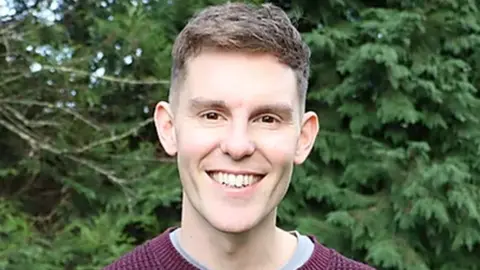 Joseph Elliot Joseph Elliot