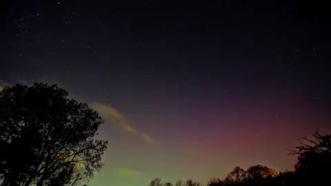 MyGuidedWalks Northern Lights from the Peak District