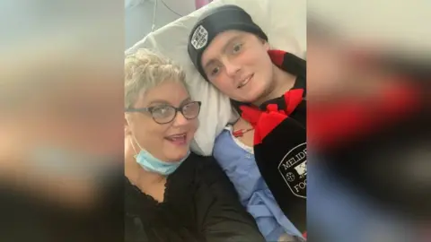 Kelly Northall Mum Kelly and Brooklyn in hospital bed