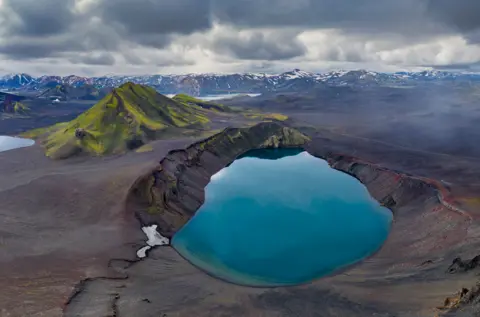 Markus van Hauten Geothermal spring, Iceland