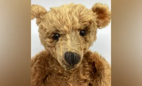 Hansons Auctioneers The stuffed toy was spotted on a trip to Monmouth Show Ground by Jeanette Davies