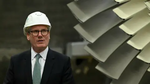 Reuters Prime Minister Keir Starmer visits the Siemens Energy plant, part of German industrial conglomerate Siemens in Berlin