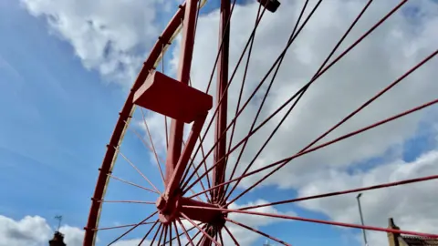 Close-up of a Penny Farthing wheel