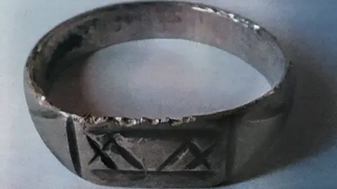 BBC Roman ring