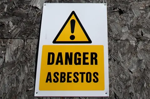 PA Danger Asbestos sign