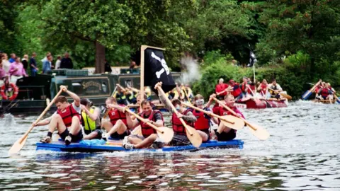 Bedford Borough Council Boat race