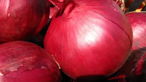 BBC Red onions