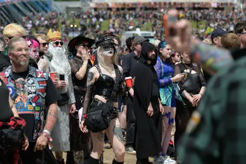 a7c4cba0-67e5-11f1-8e1d-bbbb1017d210.jpg Download festival 2026 mayhem in 13 photos