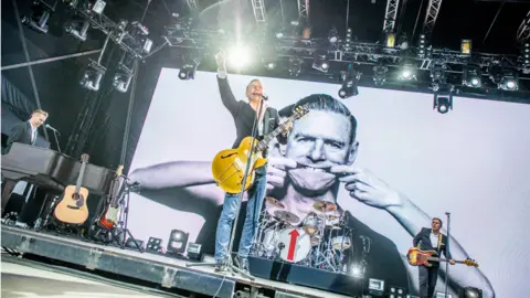 Paul Campbell Bryan Adams