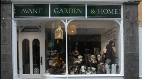 Google Avant Garden shop front
