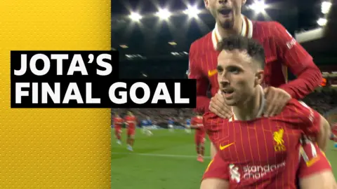 Diogo Jota scores against Everton in April 2025