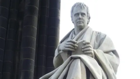 Kim Traynor Walter Scott