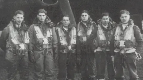 578 Squadron Association RAF crew photo