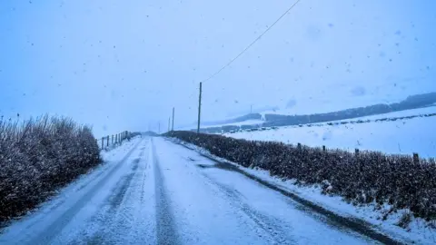 B4501 road between Frongoch and Cerrigydrudion