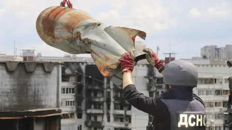 EPA unexploded bomb in kharkiv