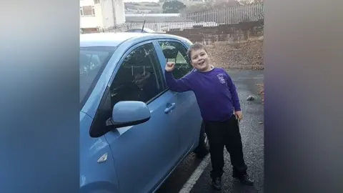 Facebook Frankie Macritchie