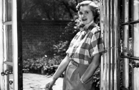 UNITED PRESS PHOTO/AFP British writer Daphne du Maurier