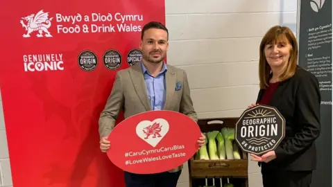 Welsh government Rural Affairs Minister Lesley Griffiths with Matthew Thomas of Puffin Produce